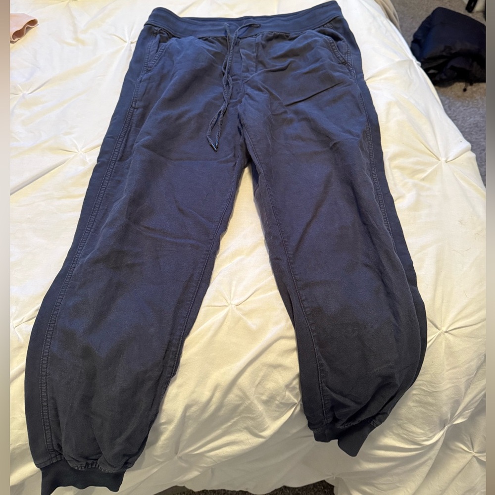 GAP Women’s Dark Blue Joggers